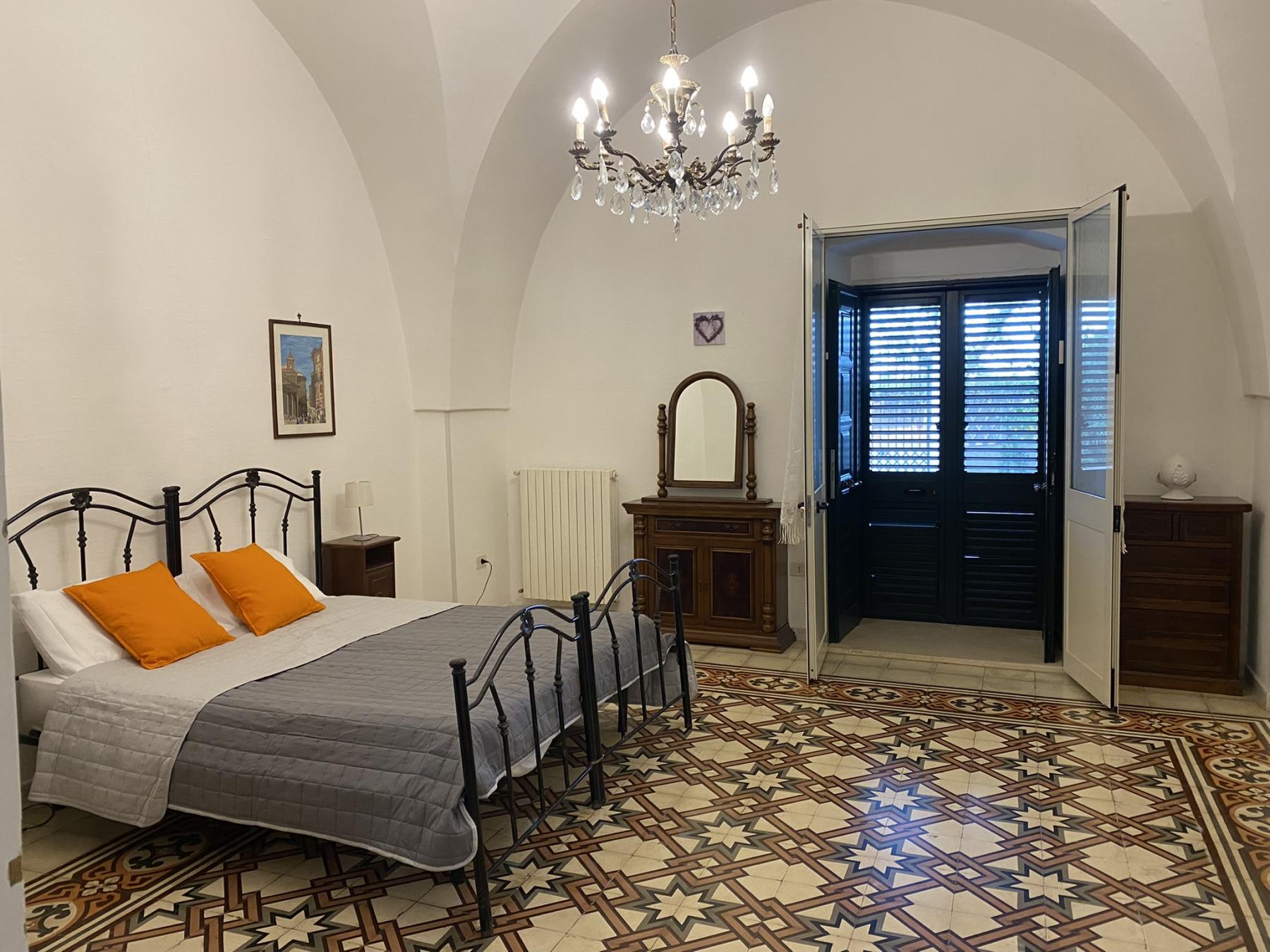 Il Cuore - Accommodates: 11 Beds: 5 Singles, 3 Kings