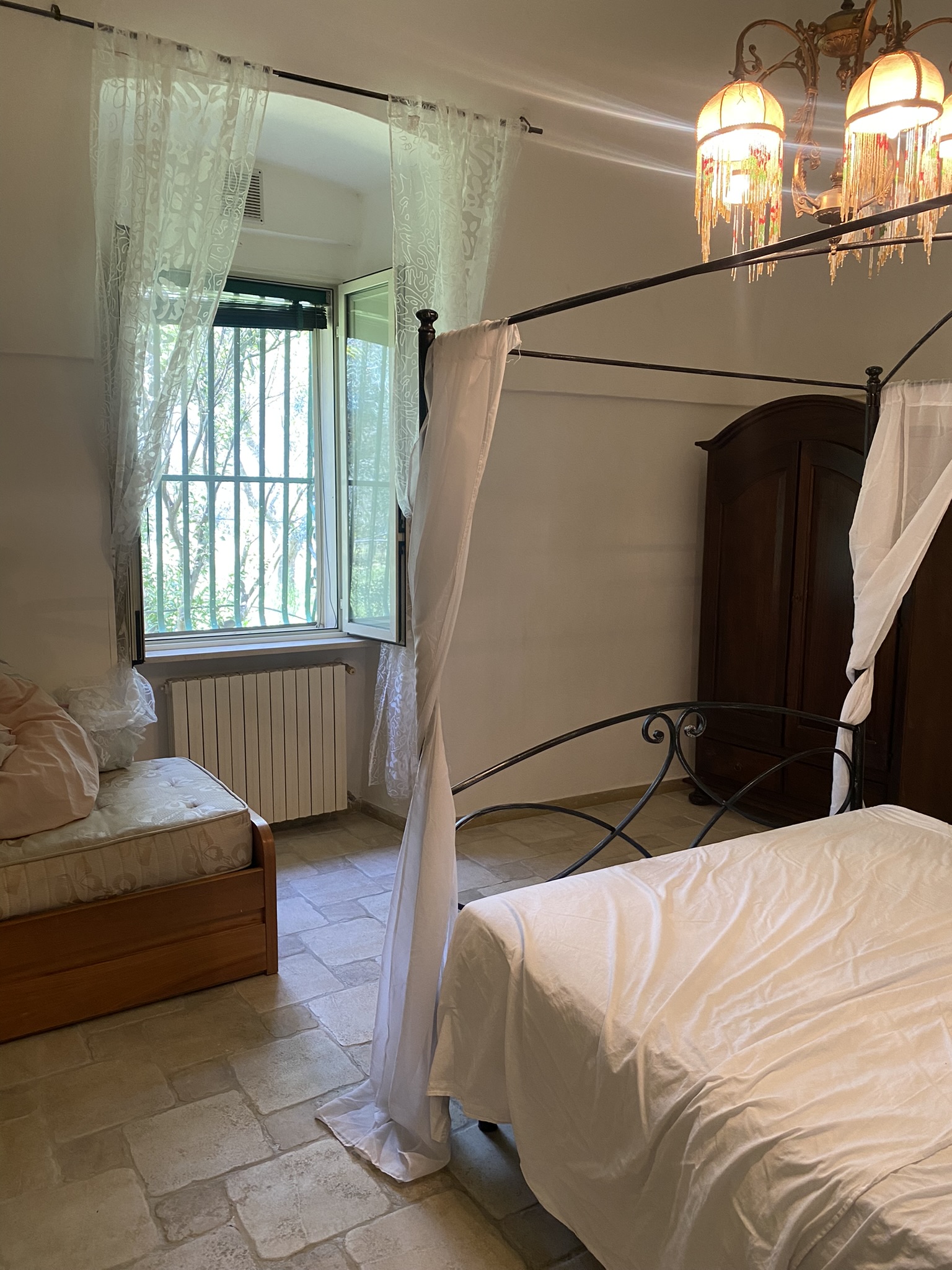 Il Cuore - Accommodates: 11 Beds: 5 Singles, 3 Kings