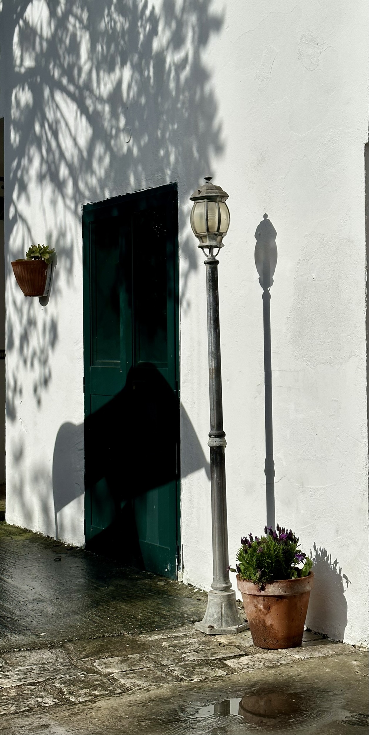 Sunset Suite - Accommodates: 4 Beds: 1 Single, 1 King four-poster, 1 sofa bed